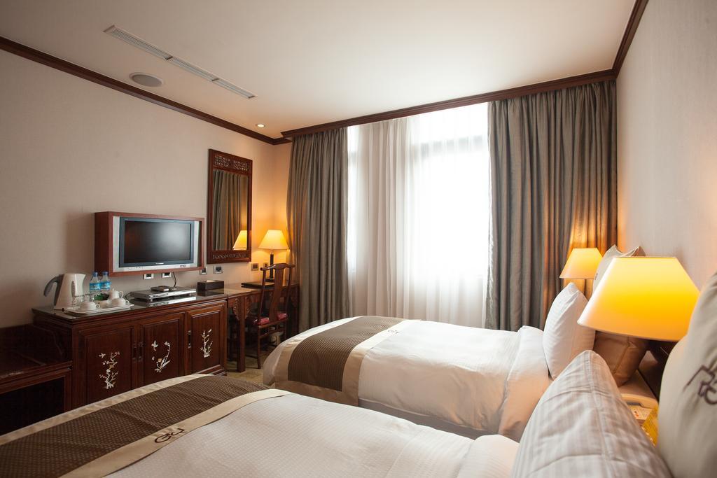 Rich Garden Hotel Тайпей Екстериор снимка