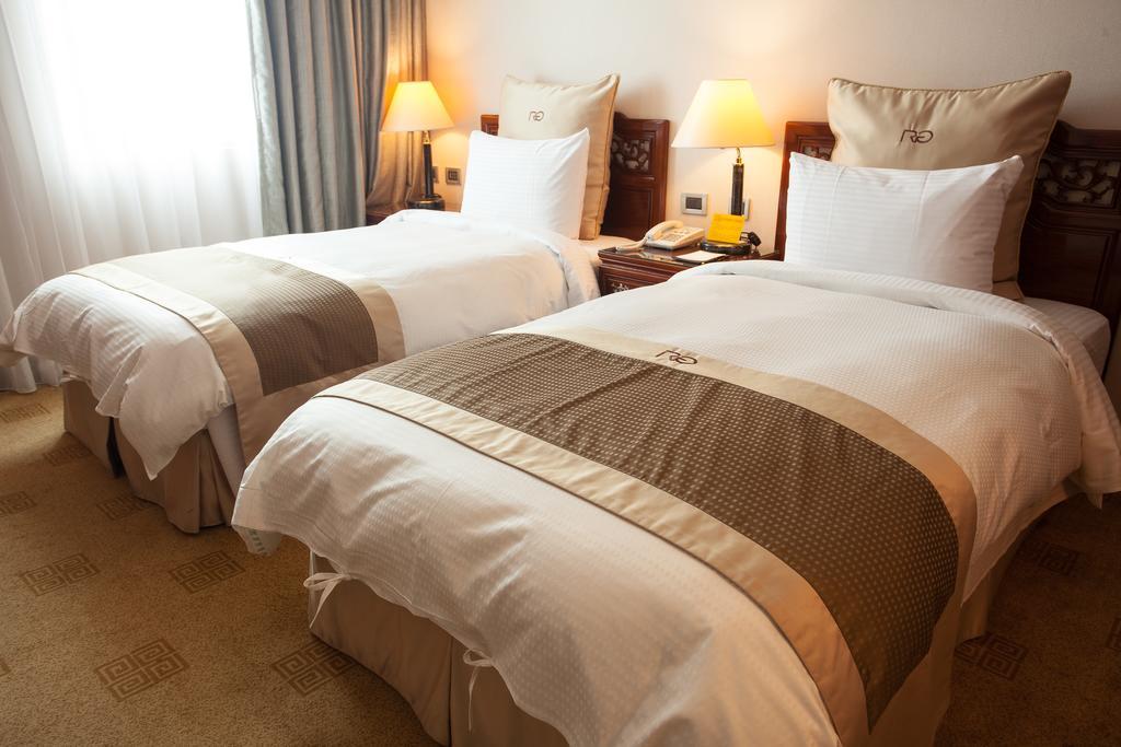 Rich Garden Hotel Тайпей Екстериор снимка