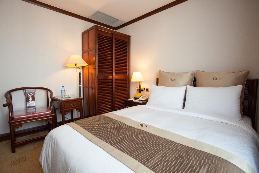 Rich Garden Hotel Тайпей Екстериор снимка