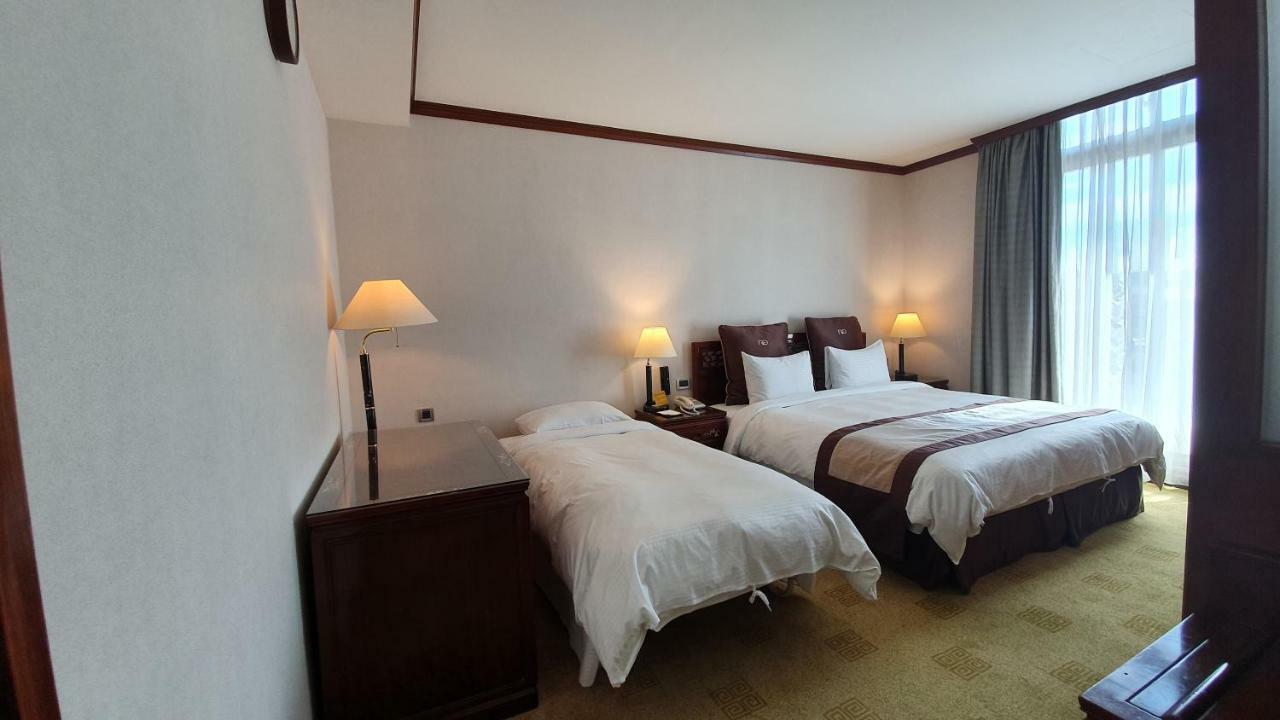 Rich Garden Hotel Тайпей Екстериор снимка