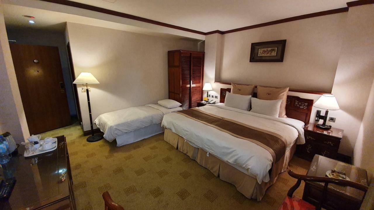 Rich Garden Hotel Тайпей Екстериор снимка