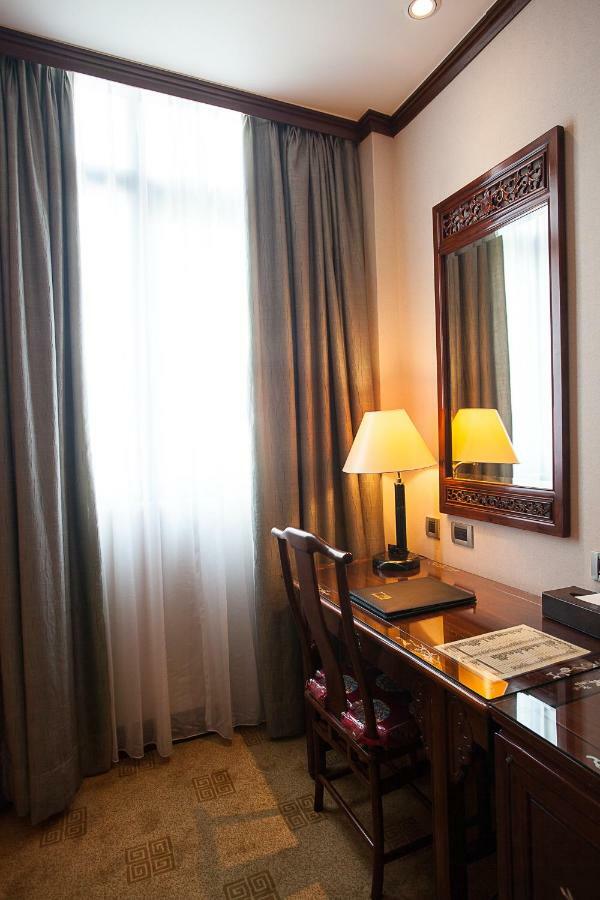 Rich Garden Hotel Тайпей Екстериор снимка